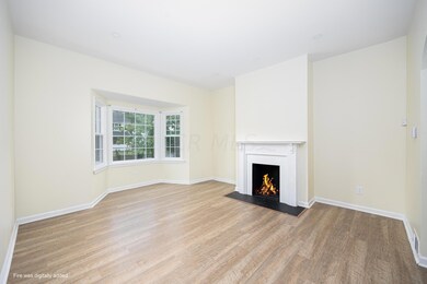1630 Manchester Av 007