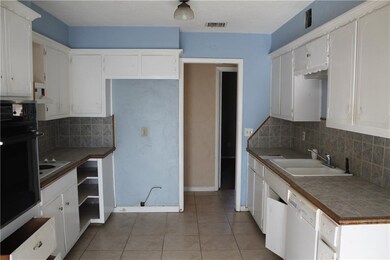 4308 NW 59th Terrace, Oklahoma City, OK 73112 - photo 5