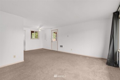 10917 6th Ave W, Everett, WA 98204 - photo 4