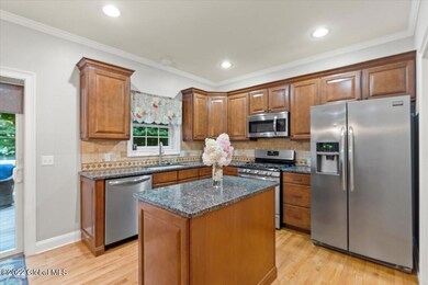 7 Waverly Place, Gansevoort, NY 12831 - photo 4