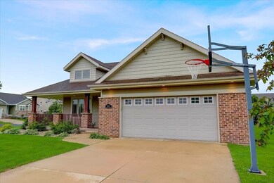 5161 Fox Sedge Ln, Fitchburg, WI 53711 - photo 3