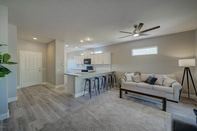 15098 W Cactus Ridge Way-4