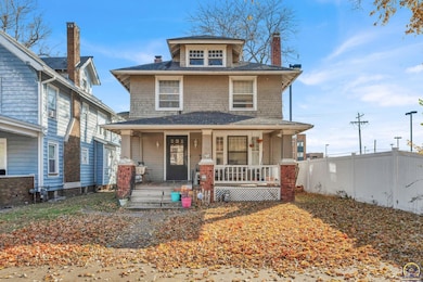 916 SW Polk St, Topeka, KS 66612 - photo 2