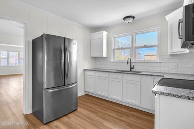 12-Final 807 S 12th St Ilm-RJREM-33