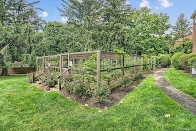 6 Bryant Crescent unit 1H, White Plains, NY 10605 - photo 7