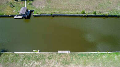 148 Wildwood Lake Dr N, Huntsville, TX 77340 - photo 3