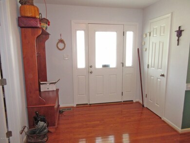 153 Harvest Moon Dr - Foyer 1