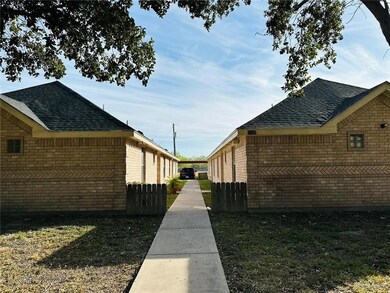 1310 Acme Ln unit 2, Edinburg, TX 78541 - photo 2