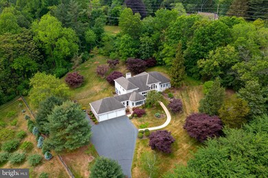 4 Seven Springs Dr, Reading, PA 19607 - photo 6