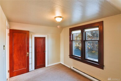 2908 25th St, Everett, WA 98201 - photo 6