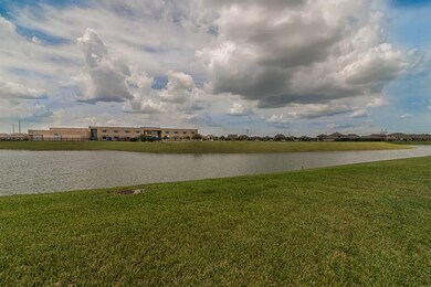 4715 High Creek Ct, Alvin, TX 77511 - photo 4