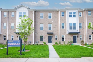 1036 E Oakton St, Des Plaines, IL 60018 - photo 2