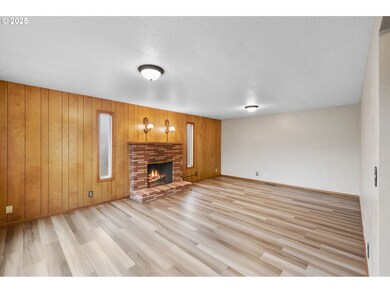 1628 Mistwood Dr NE, Keizer, OR 97303 - photo 5