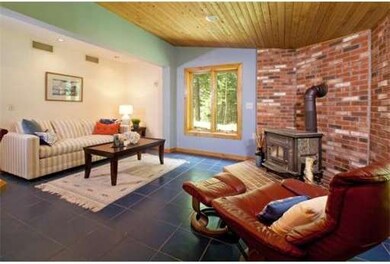 127 Laurelwood Dr, Carlisle, MA 01741 - photo 3