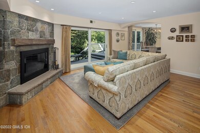 27 Rustic View Rd, Greenwich, CT 06830-3