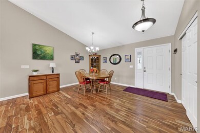 110 Matthews Dr, Wentzville, MO 63385 - photo 5