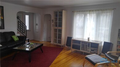 Gorgeous hardwood floors!