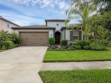 28883 Revaro Ln, Zephyrhills, FL 33543 - photo 3