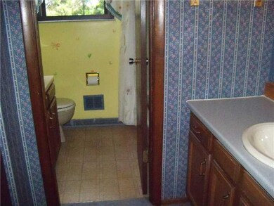 Master Bath/Spa.
