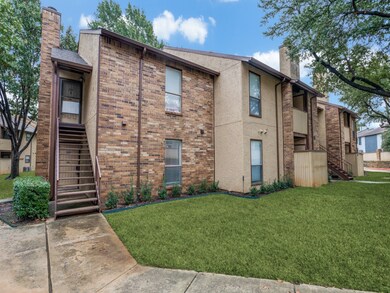 1307 Willoughby Ln unit 5410, Arlington, TX 76011 - photo 3