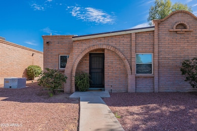 4438 E Hubbell St unit 28, Phoenix, AZ 85008 - photo 2