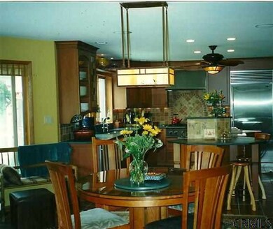 1457 Fox Hollow Rd, Schenectady, NY 12309 - photo 5