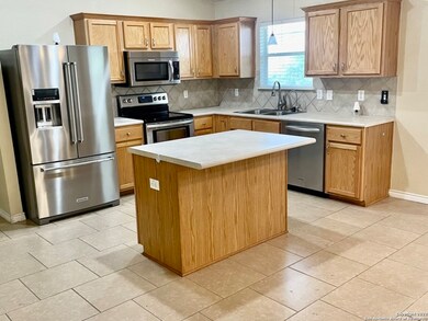 9635 Dawn Trail, San Antonio, TX 78254 - photo 6