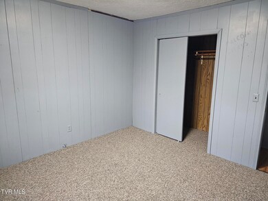 209 Highfield Rd unit A, Bristol, TN 37620 - photo 5