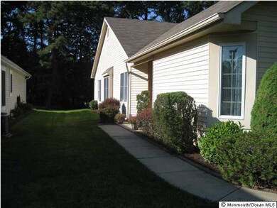 1618 Sweetbay Dr, Toms River, NJ 08755 - photo 2