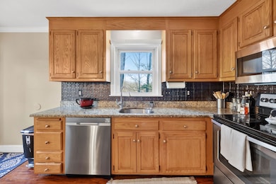 23 Daniel Rd, Bristol, CT 06010 - photo 6