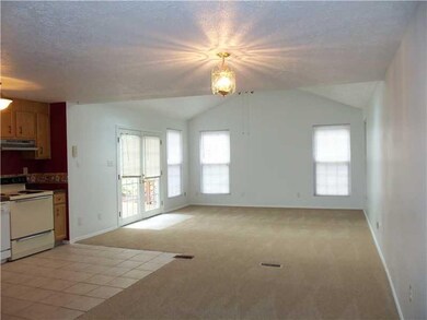 Dining Room. Livingroom/diningroom/Familyroom