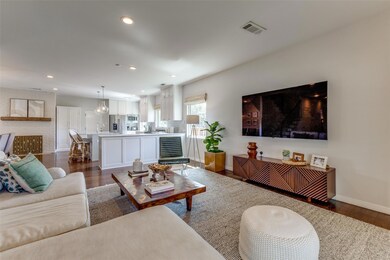 6722 Santa Maria Ln, Dallas, TX 75214 - photo 6