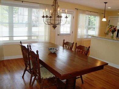 73 Montauk Rd, Narragansett, RI 02882 - photo 2