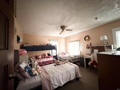 1126 Edwardsburg Ave, Elkhart, IN 46514 - photo 2