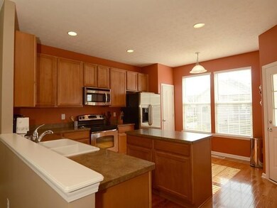 12646 Chancery Ln, Fishers, IN 46037 - photo 6