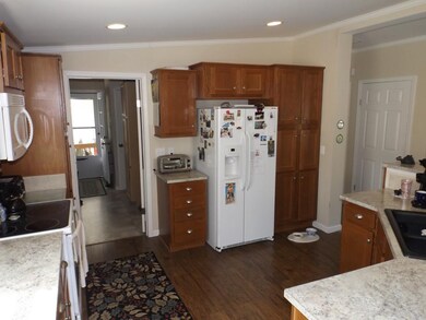 14 Birch St, Epsom, NH 03234 - photo 6