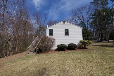 5 Phillipswood Rd, Sandown, NH 03873 - photo 2
