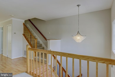 9621 Clocktower Ln, Columbia, MD 21046 - photo 5