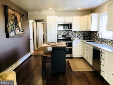 1514 Oak Rd, Pennsburg, PA 18073 - photo 4