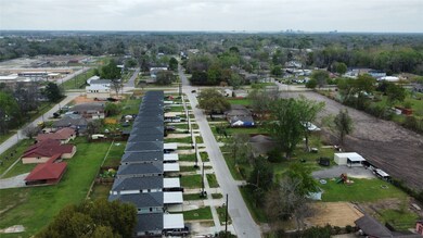 7425 Dyer St, Houston, TX 77088 - photo 5