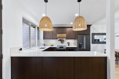 1281 Highland View Loop, Redmond, OR 97756 - photo 4