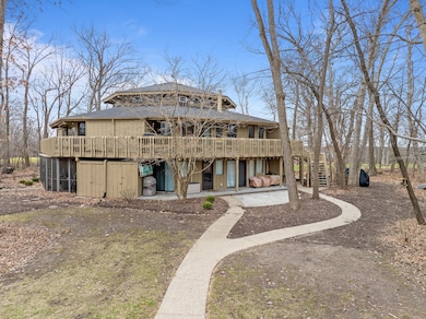 404F Deerpath West - exterior