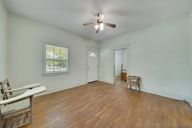 300 N C Ave, Cleveland, OK 74020 - photo 4