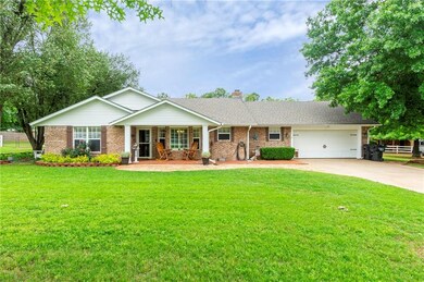 876 Squirrel Ct, Tuttle, OK 73089 - photo 5