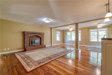 6807 Rene St, Shawnee, KS 66216 - photo 6