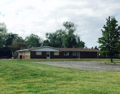 2585 Union St, Columbus, IN 47201 - photo 2