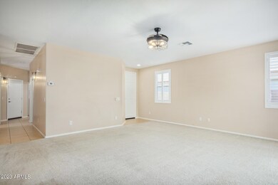 1377 E Chestnut Ln, Gilbert, AZ 85298 - photo 4