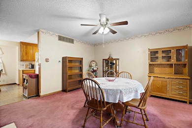 928 S Ash St, Newton, KS 67114 - photo 6