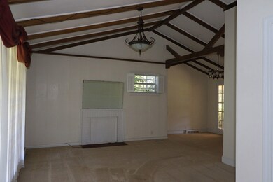 502 Chester Ave N unit 1, Douglas, GA 31533 - photo 3