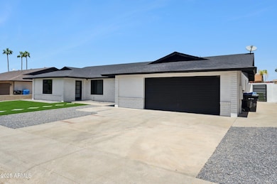 2-web-or-mls-1030-e-wescott-dr